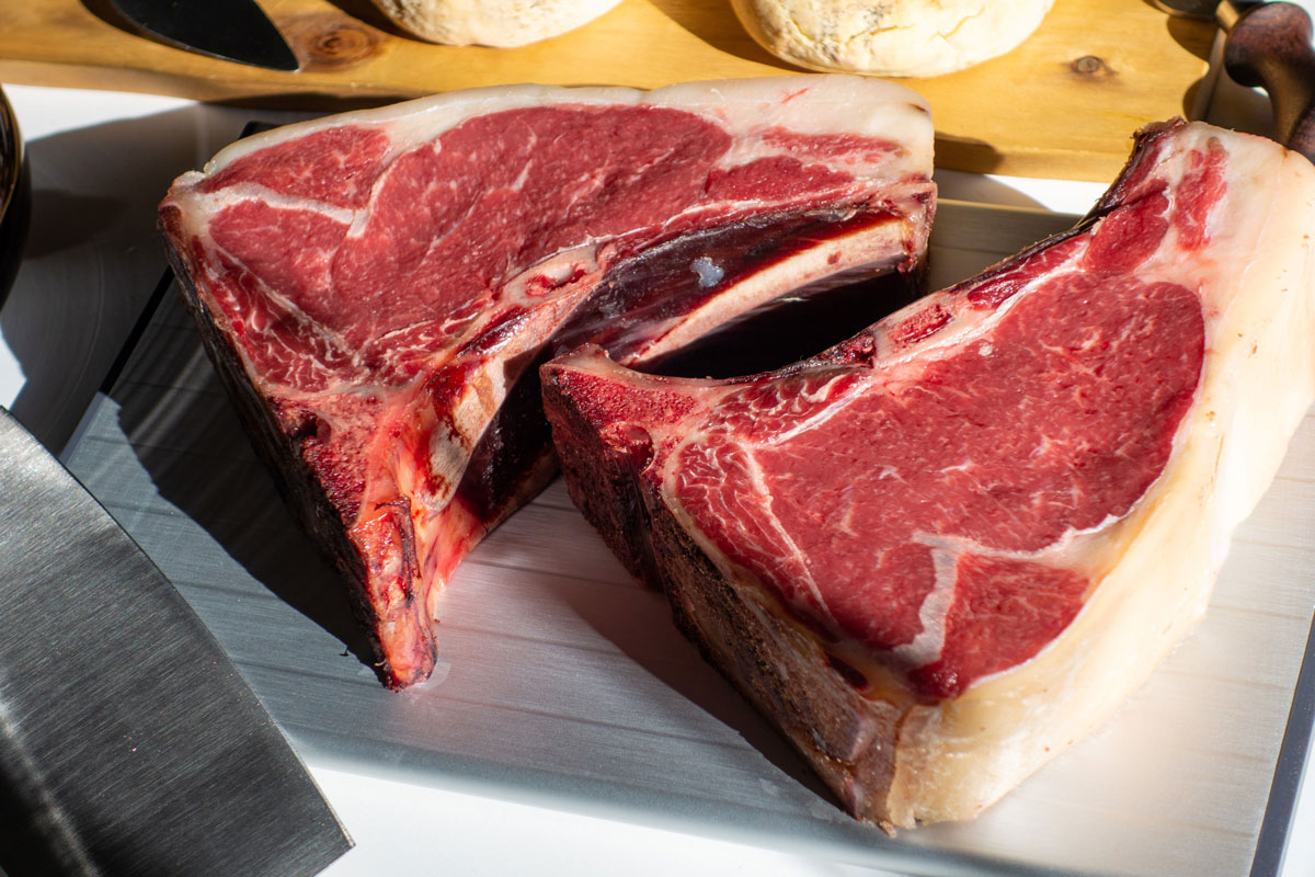 Marezzatura della carne: come leggerla a colpo d’occhio e scegliere il taglio giusto per la tua cottura